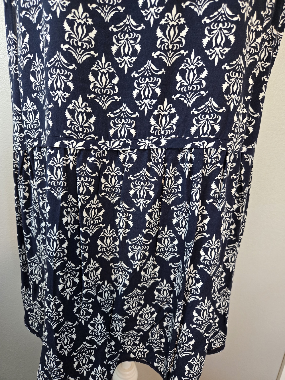 Two By Vince Camuto Navy & White Sleeveless Printed Tunic Top- NWT Ret $79 - Picture 11 of 12